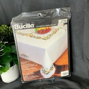 Vintage Bucilla “Summer Berries” 104” x 60” stamped embroidery tablecloth kit